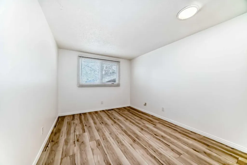 23 Marbank Way NE Calgary AB T2A 4A2