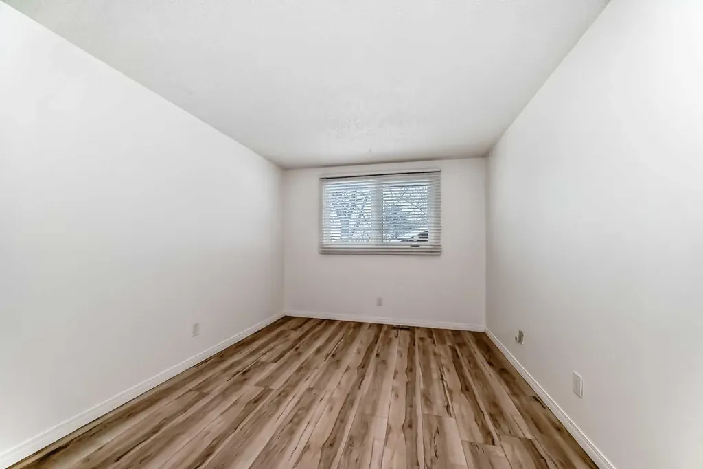 23 Marbank Way NE Calgary AB T2A 4A2