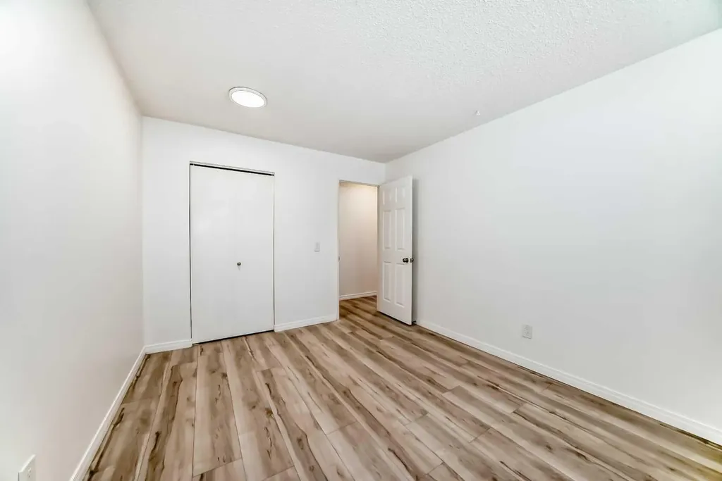 23 Marbank Way NE Calgary AB T2A 4A2