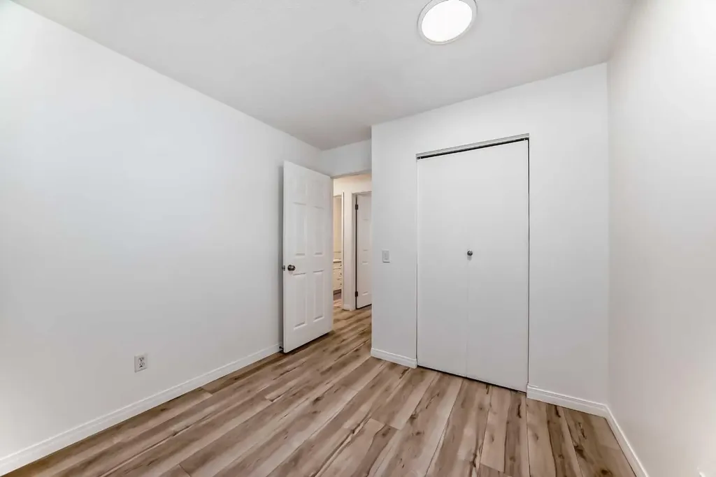 23 Marbank Way NE Calgary AB T2A 4A2