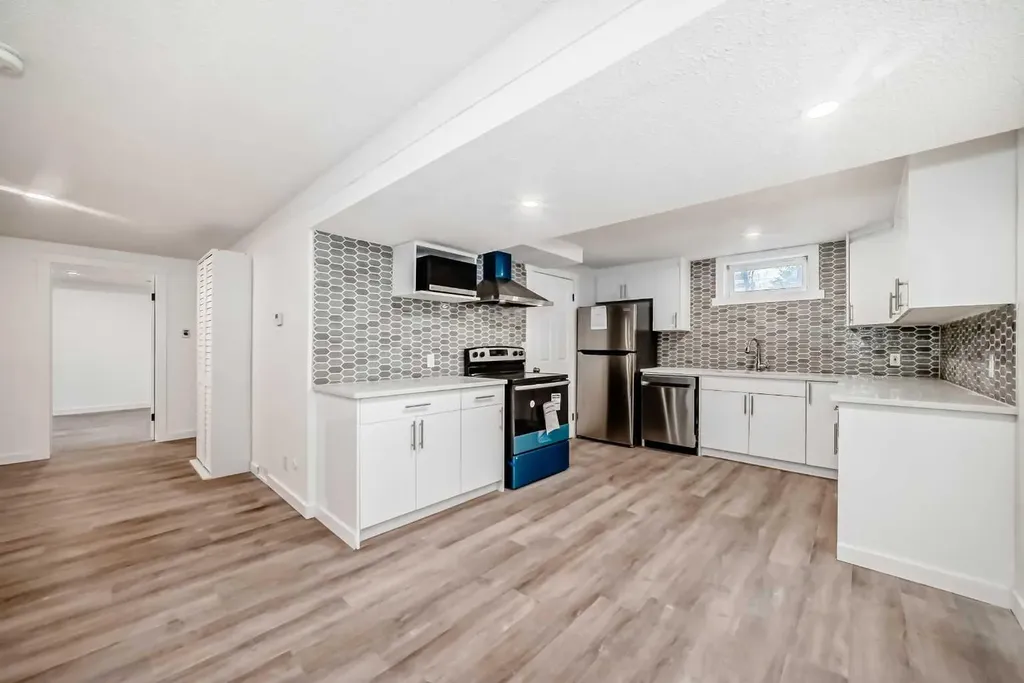 23 Marbank Way NE Calgary AB T2A 4A2
