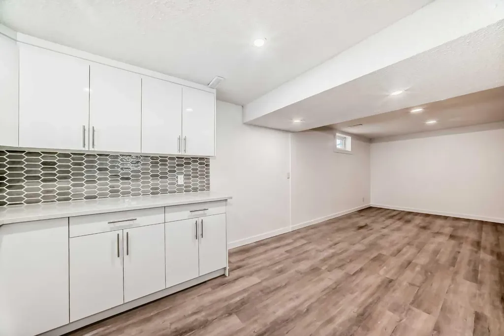 23 Marbank Way NE Calgary AB T2A 4A2