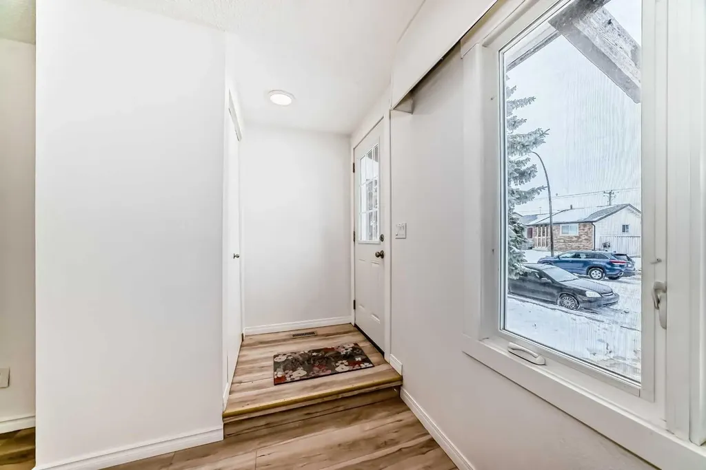 23 Marbank Way NE Calgary AB T2A 4A2