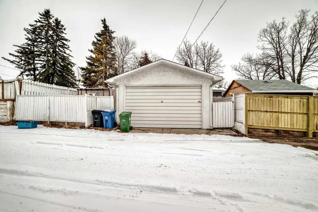 23 Marbank Way NE Calgary AB T2A 4A2
