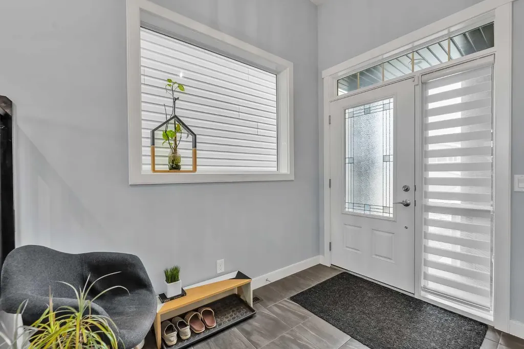 78 Sage Bluff View NW Calgary AB T5J 5E8