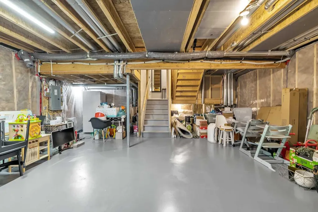78 Sage Bluff View NW Calgary AB T5J 5E8