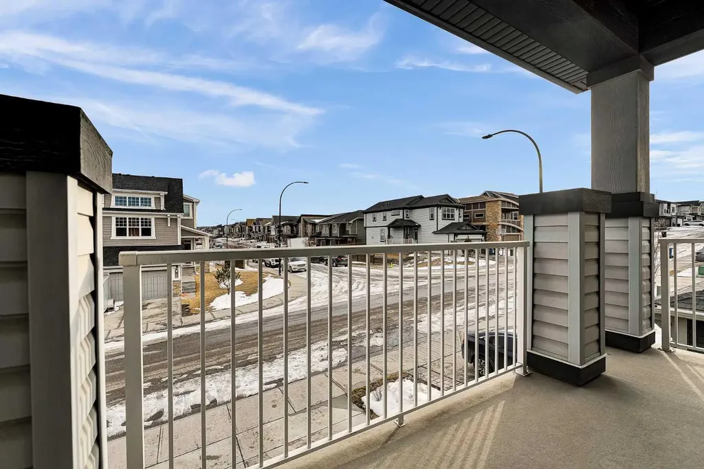 78 Sage Bluff View NW Calgary AB T5J 5E8