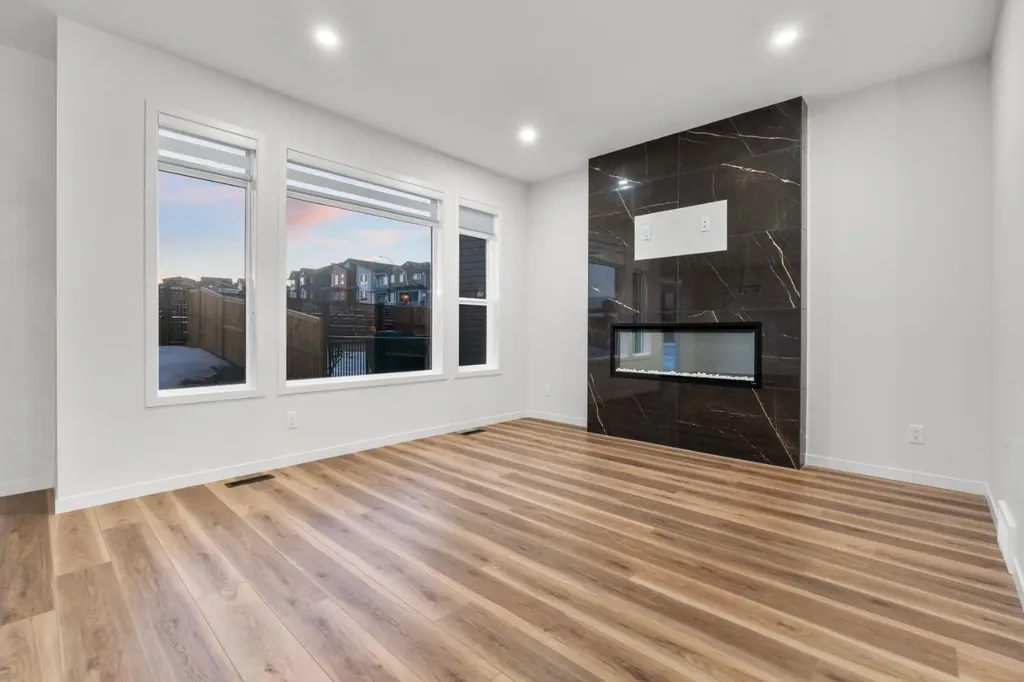 353 Herron Mews NE Calgary AB T3P1Y7