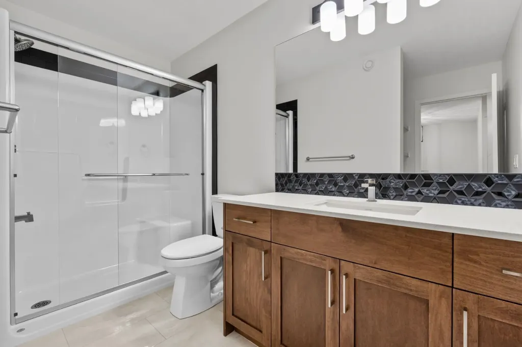 353 Herron Mews NE Calgary AB T3P1Y7