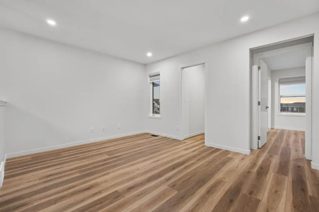 353 Herron Mews NE Calgary AB T3P1Y7