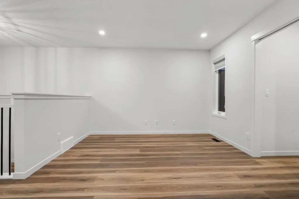 353 Herron Mews NE Calgary AB T3P1Y7