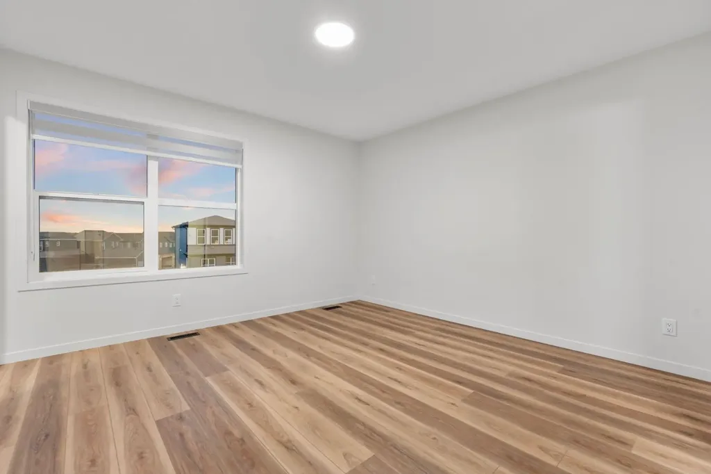 353 Herron Mews NE Calgary AB T3P1Y7