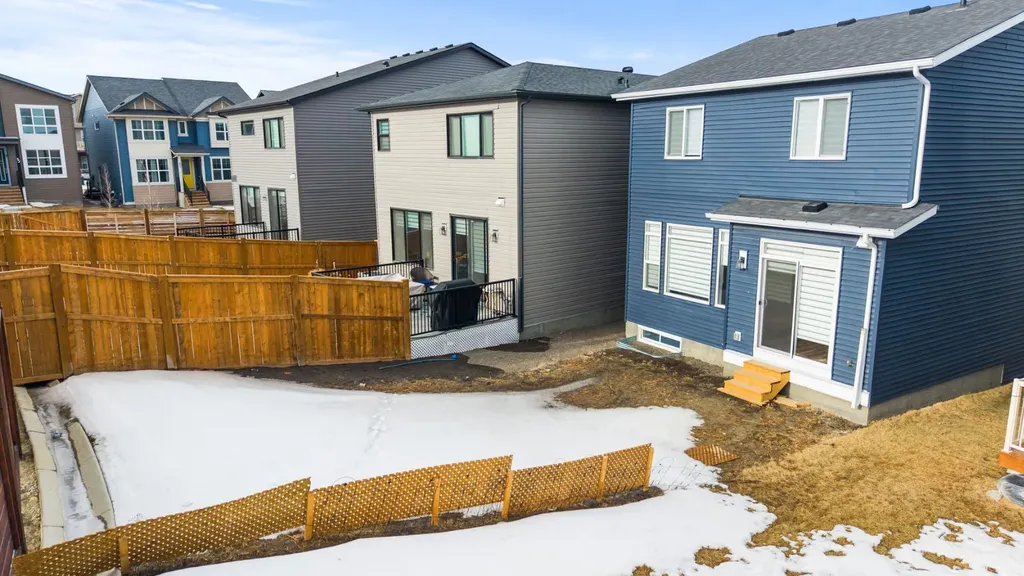 353 Herron Mews NE Calgary AB T3P1Y7