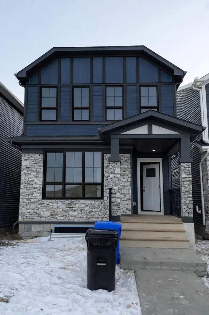 1245 Creekview Drive SW Calgary AB T2X 5Y7