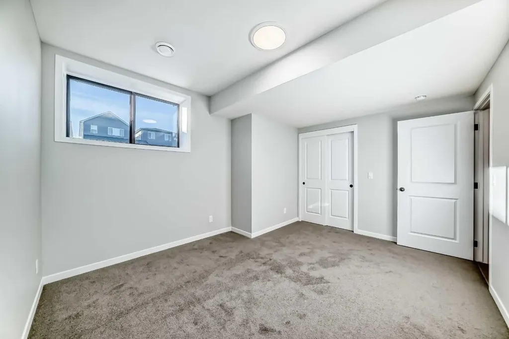1245 Creekview Drive SW Calgary AB T2X 5Y7
