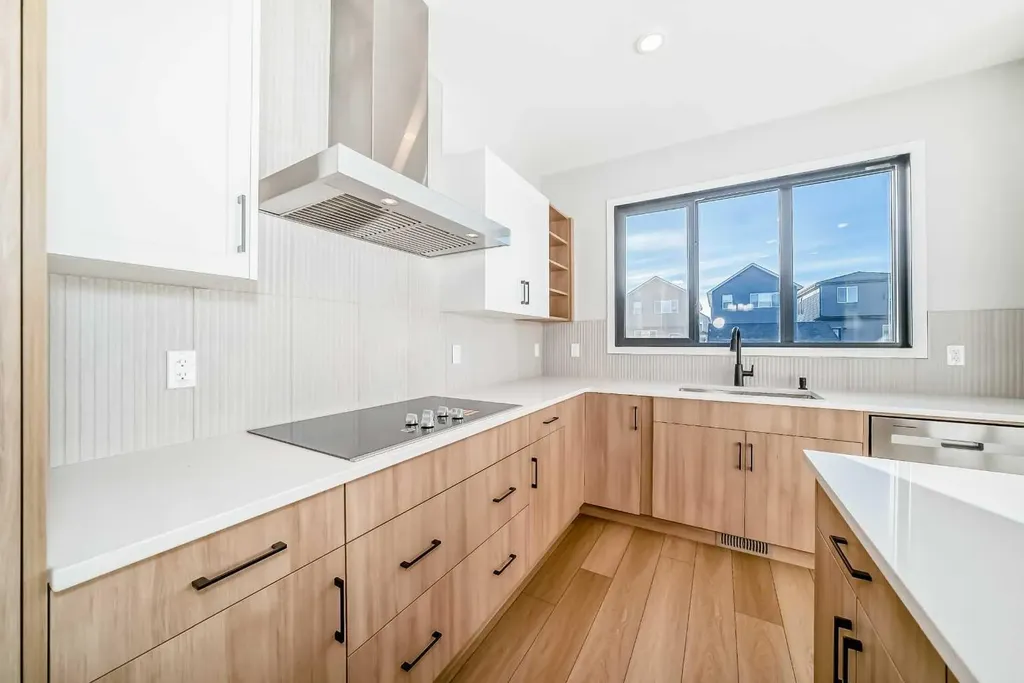 1245 Creekview Drive SW Calgary AB T2X 5Y7