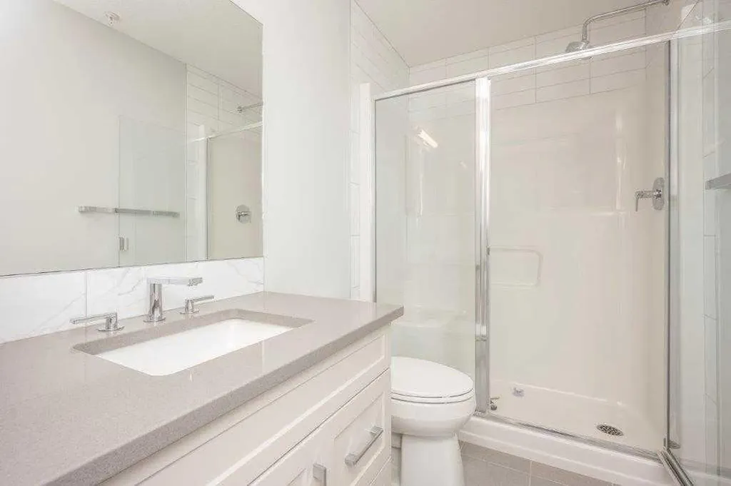 80 Greenbriar Place NW Calgary AB t3b6j4