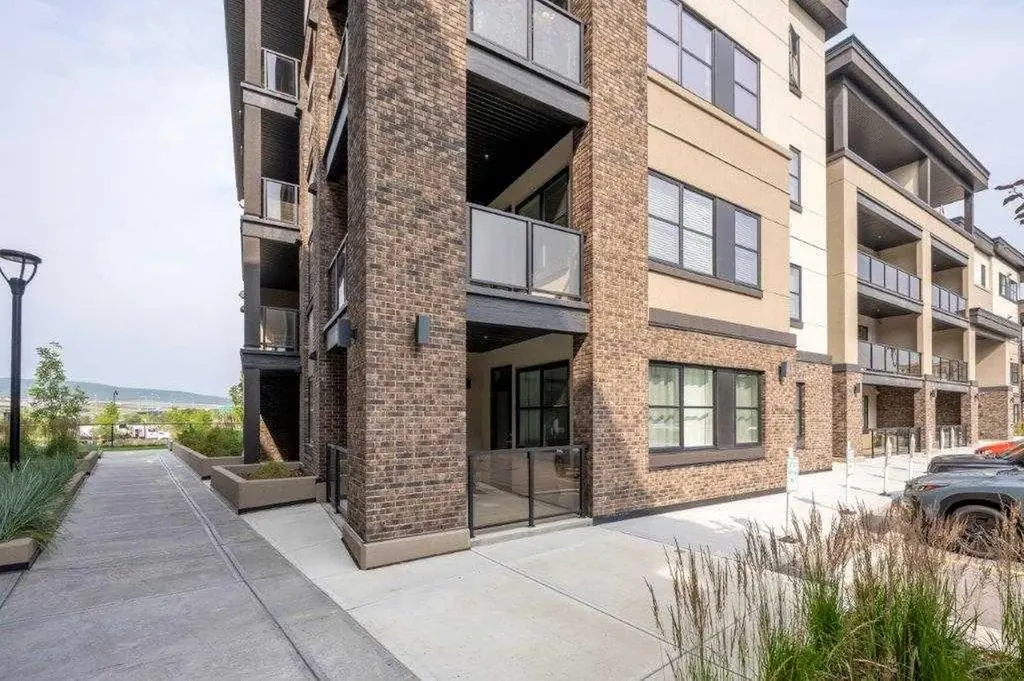 80 Greenbriar Place NW Calgary AB t3b6j4