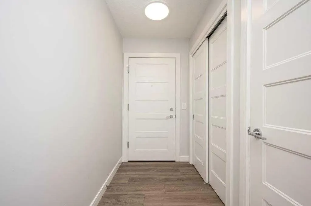 80 Greenbriar Place NW Calgary AB t3b6j4
