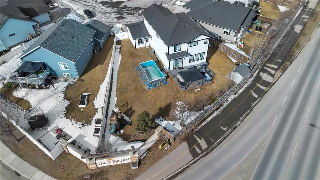 260 Ranch Close Strathmore AB T1P 0B5