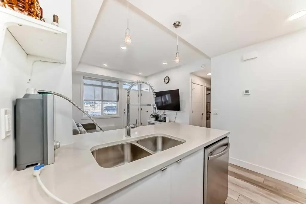 4697 Seton Drive SE Calgary AB T3M 3T9