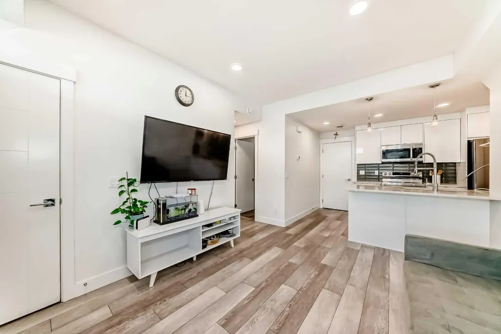 4697 Seton Drive SE Calgary AB T3M 3T9