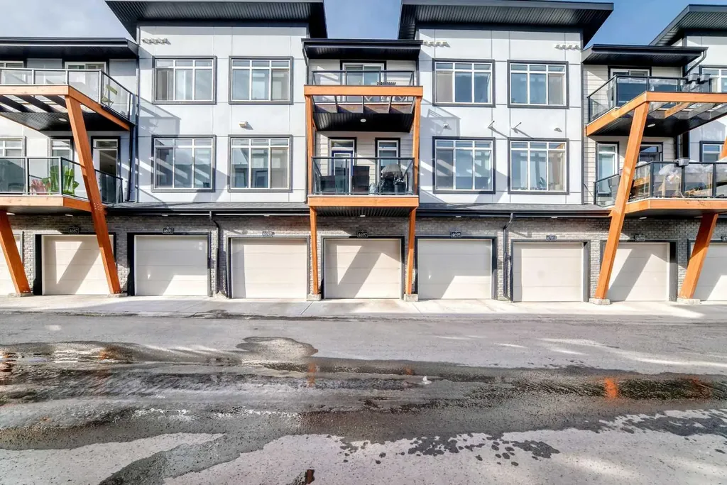 4697 Seton Drive SE Calgary AB T3M 3T9