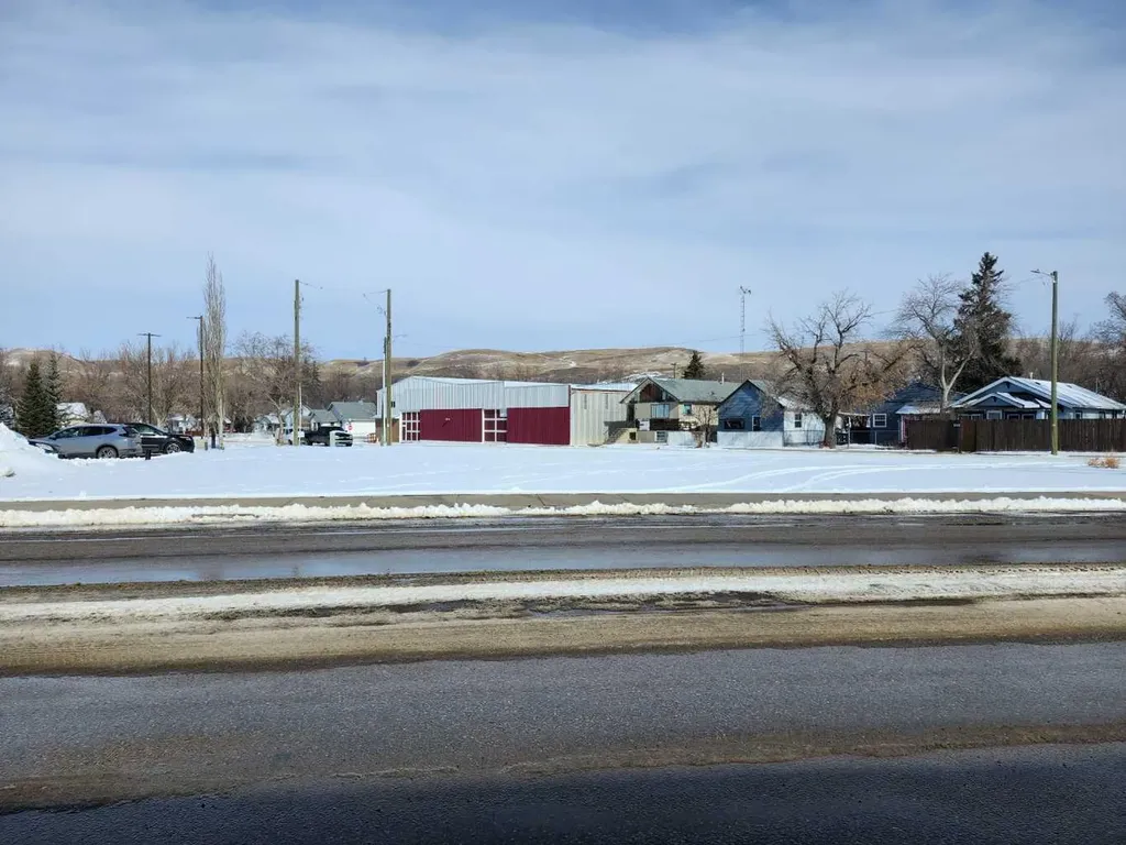 200 Railway Avenue E Drumheller AB T0J0Y0