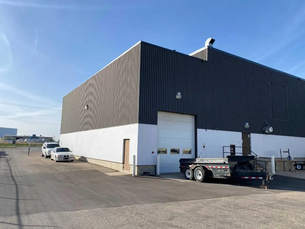 2525 36 Street N Lethbridge AB T1H 5L1