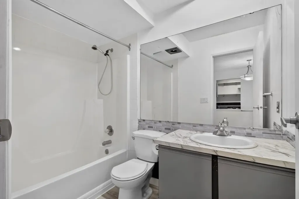 333 Garry Crescent NE Calgary AB T2K5W9