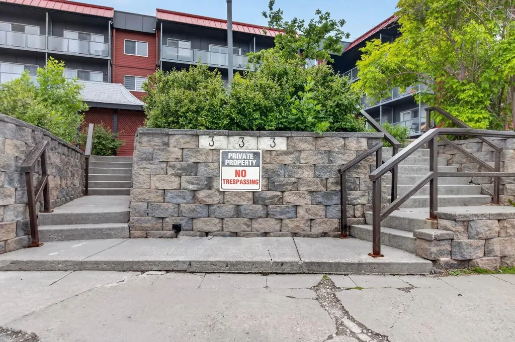 333 Garry Crescent NE Calgary AB T2K5W9