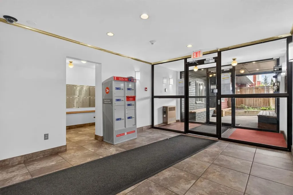 333 Garry Crescent NE Calgary AB T2K5W9