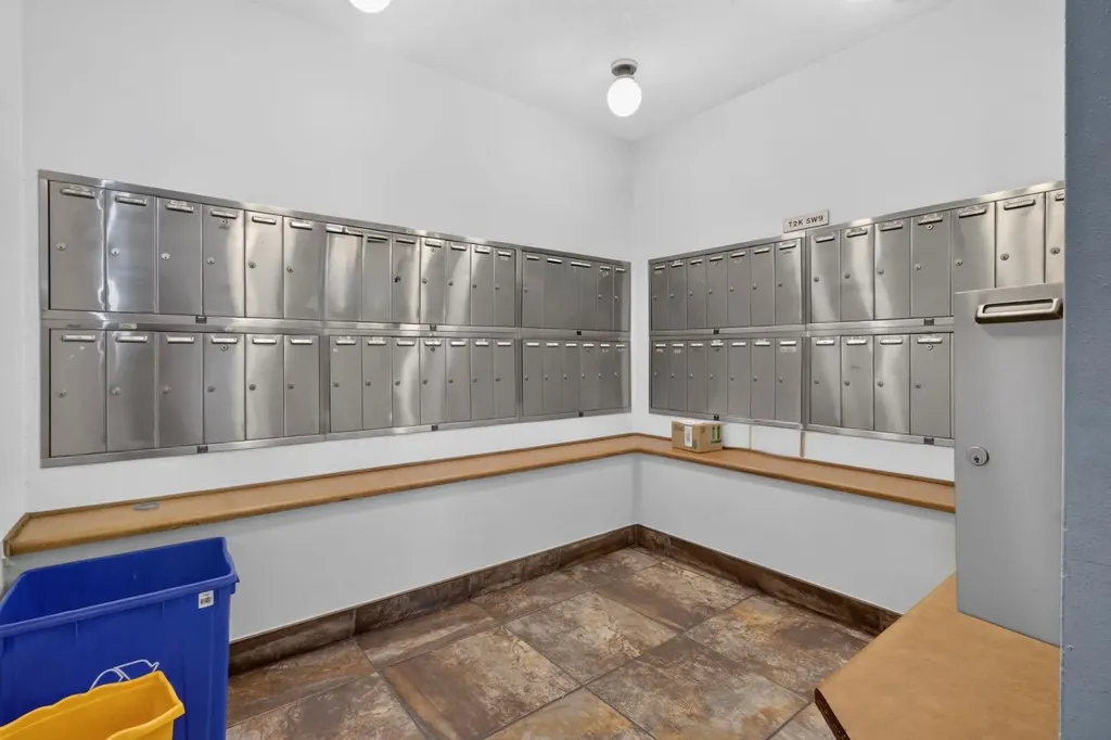 333 Garry Crescent NE Calgary AB T2K5W9
