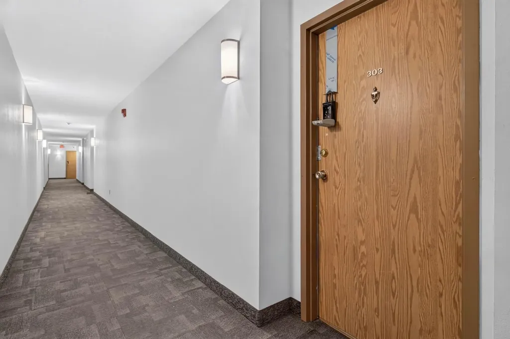 333 Garry Crescent NE Calgary AB T2K5W9