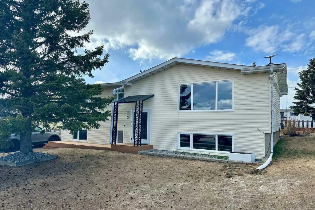 22 Southview Avenue Swan Hills AB T0G 2C0