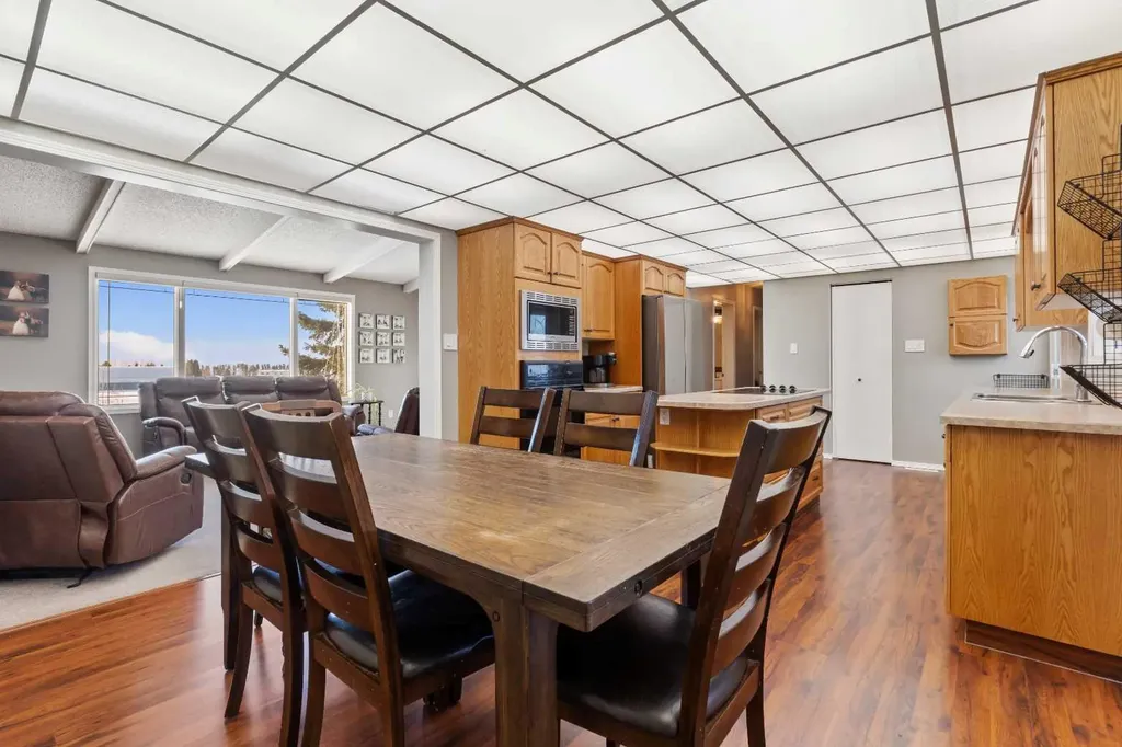 22 Southview Avenue Swan Hills AB T0G 2C0