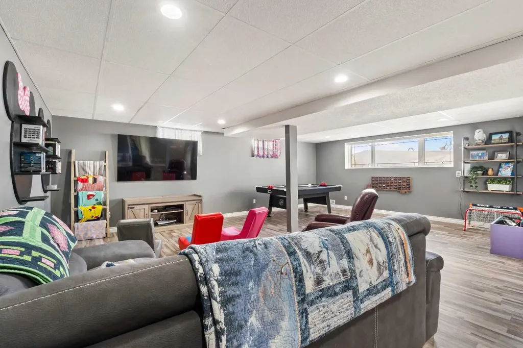 22 Southview Avenue Swan Hills AB T0G 2C0