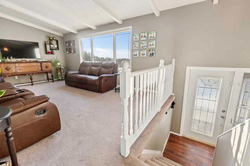 22 Southview Avenue Swan Hills AB T0G 2C0