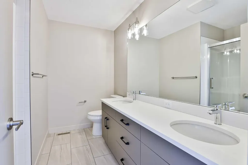 320 Aquitania Boulevard W Lethbridge AB T1J 5T4