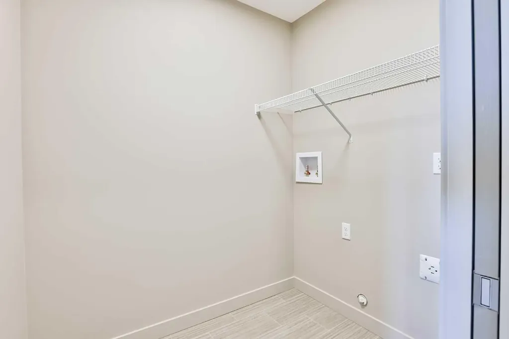 320 Aquitania Boulevard W Lethbridge AB T1J 5T4