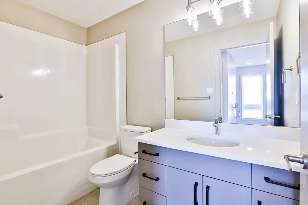 320 Aquitania Boulevard W Lethbridge AB T1J 5T4