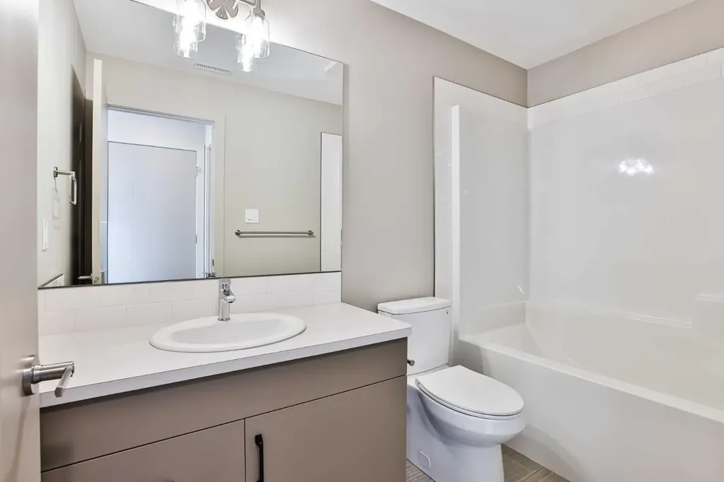 320 Aquitania Boulevard W Lethbridge AB T1J 5T4