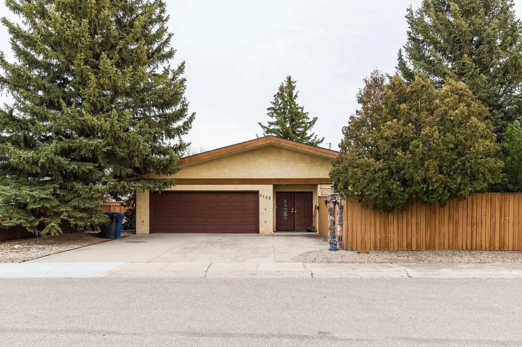 Coaldale AB, 2125 25 Street