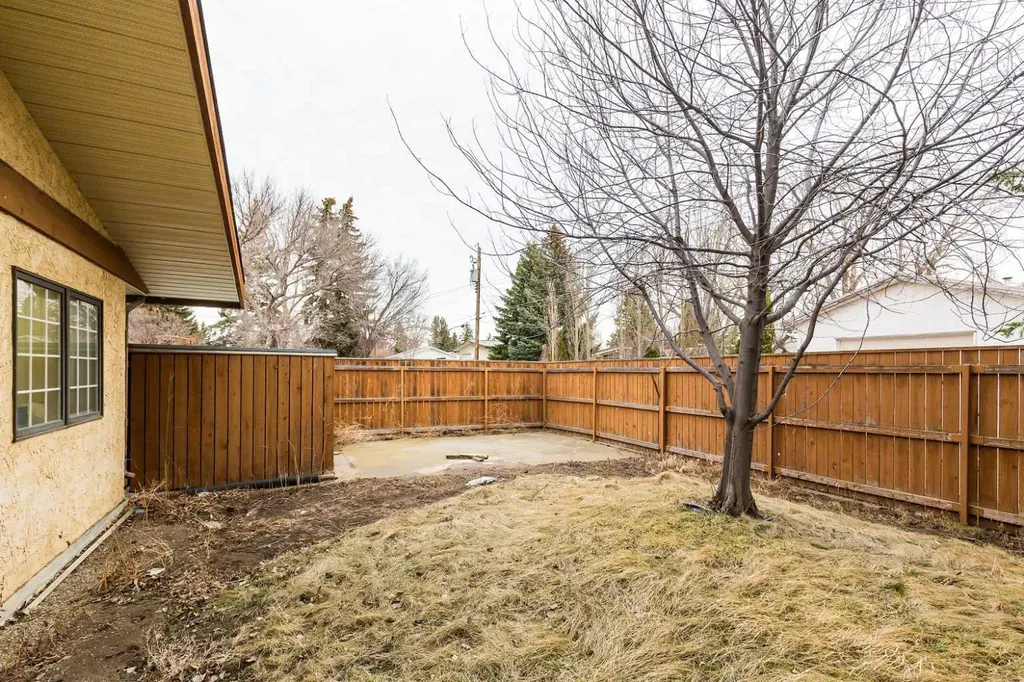 2125 25 Street Coaldale AB T1M 1J4