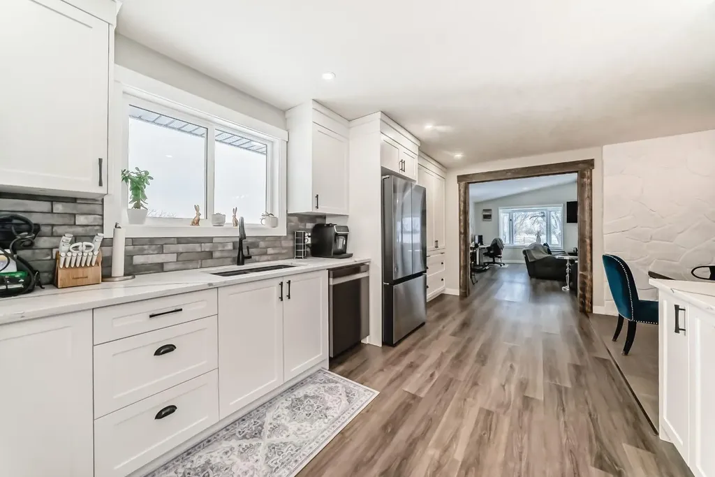 234081 Range Road 253 Rural Wheatland County AB T1P 0Z4