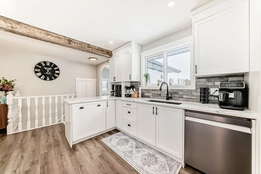 234081 Range Road 253 Rural Wheatland County AB T1P 0Z4