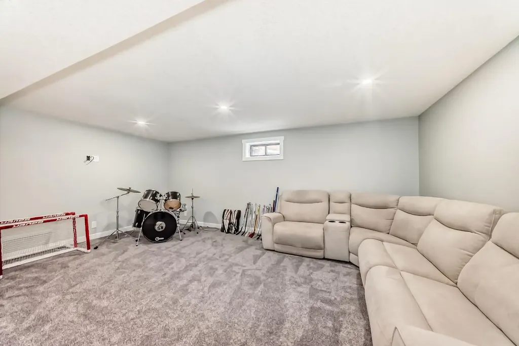 234081 Range Road 253 Rural Wheatland County AB T1P 0Z4