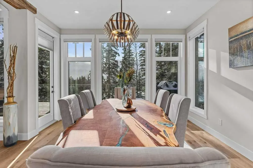 137 Silvertip Ridge Canmore AB T1W 3A7