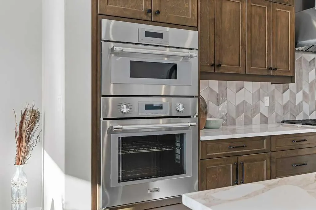 137 Silvertip Ridge Canmore AB T1W 3A7