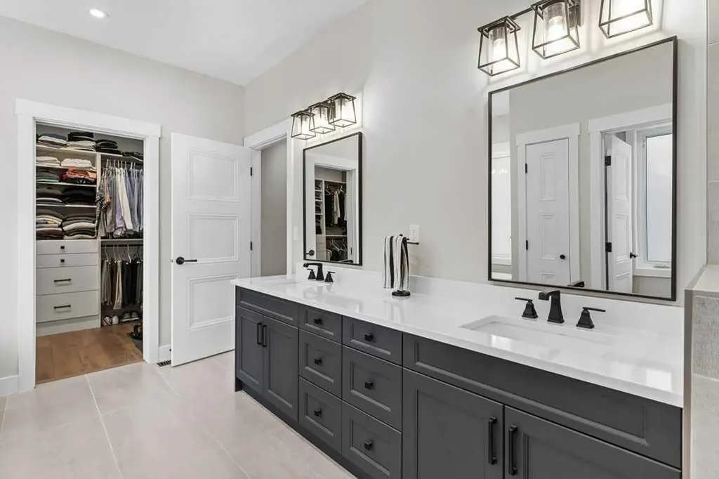 137 Silvertip Ridge Canmore AB T1W 3A7